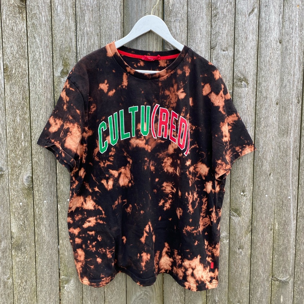 Bleach dyed men’s (RED) short sleeve tee